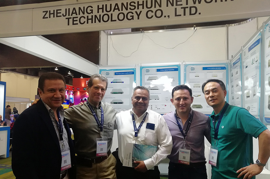 環順參加2019Convergencia 2019展會.jpg